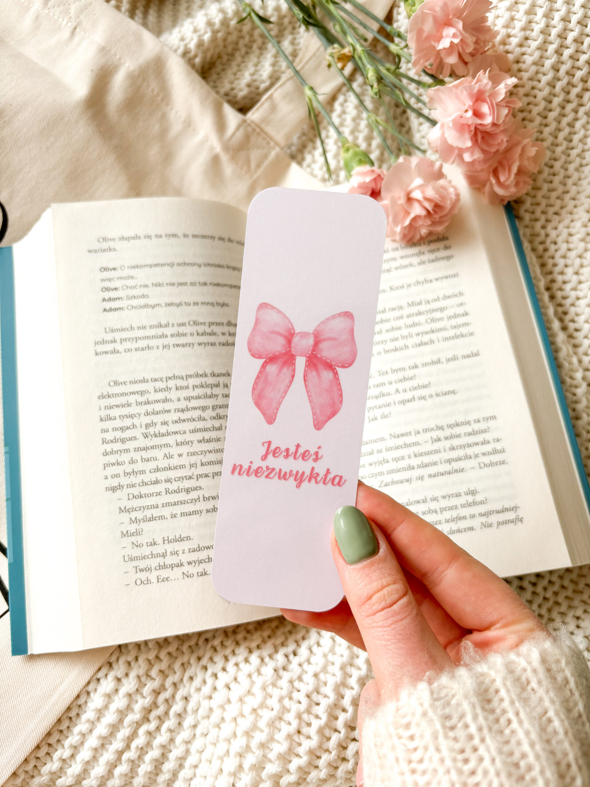 Zakładka JESTEŚ NIEZWYKŁA